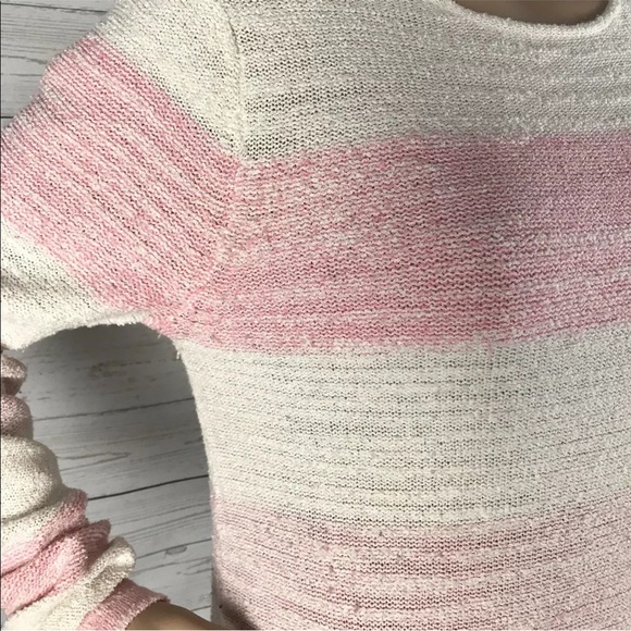 Calvin Klein Sweater 🌸 - Picture 3 of 12